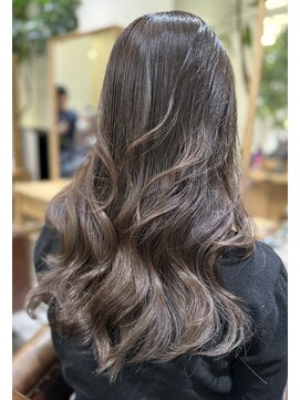 ローネス ギンザ(LONESS ginza) ロングレイヤー小顔カット 2wayバング 韓国へア髪質 改善