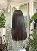 ぱつっと切りっぱなしロング