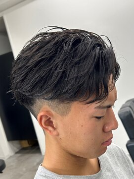 レボ 神宮寺店(Revo) フェザーパーマ