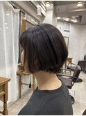ショートボブ