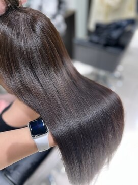 フォルテ ギンザ(FORTE GINZA) オリーブカラー/透明感カラー/髪質改善トリートメント