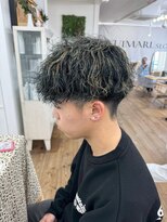 ユイマァルスロウ(YUIMARL SLOW) メンズハイライト×ツイストスパイラルパーマ