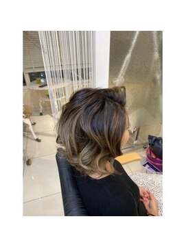 ヘアメイク ルアン ルアン(Hair Make Ruane) エレガントカラー