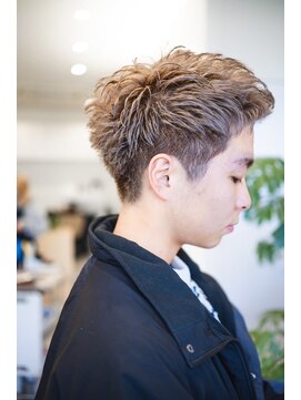 ユートゥイーズ 鎌倉(U too e's) 《U too e's鎌倉》動きのあるメンズショート/フェードカット