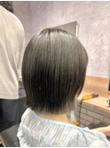ちょいレイヤー毛先がくびれるボブ