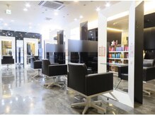 ビグディーサロン(BIGOUDI SALON)の雰囲気（落ち着いた店内で、スパ以外でも個室感が楽しめます）