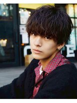 メンズサロンAlo 渋谷 #メンズカット#メンズパーマ#眉毛#ブリーチ#縮毛矯正#MEN'S特化&nbsp;ニュアンスパーマ/センターパート/波巻きツイストスパイラル渋谷