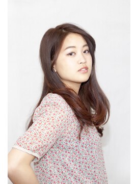 カーティス ヘアサロン(Kurtis HAIR SALON) ミディアムのレイヤード