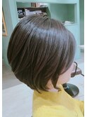 前下がりショートボブ