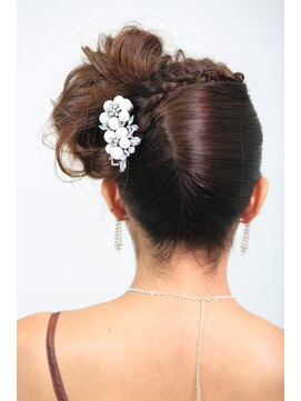 ソーホー ニューヨーク シズオカ(SOHO newyork SHIZUOKA) 編み込みイベントアップ