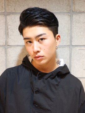 フランクスバーバー アンド ビアークラブ(FRANK'S BARBER and BEER CLUB) コンマヘアくせ毛風パーマかき上げヘアショートレイヤーテクR