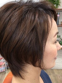 ヘアープレイスクリップ 田村店の写真/丁寧な施術でダメージを抑制☆キレイがキープできると大人女性から圧倒的人気を誇るグレイカラー♪ 