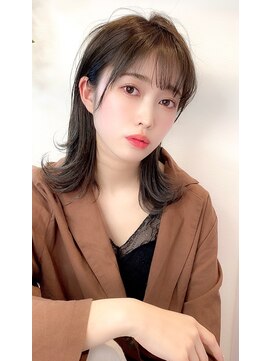 シファー(～Cifer) 【抜け感】外ハネエアリーミディ☆