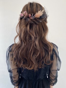 アメリ(AMELIE) 波ウエーブハーフアップ