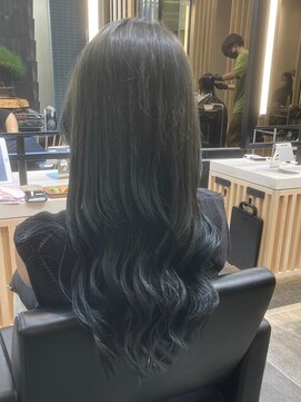 ラテ 渋谷(LATTE) グラデーション ブルー カラー