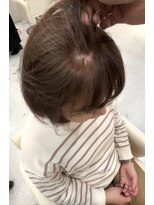 リップス デリコ(LIPS derico)&nbsp;【白髪ぼかしハイライト】　 施術前の写真は右にスワイプ