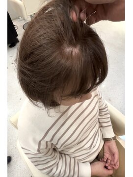 リップス デリコ(LIPS derico) 【白髪ぼかしハイライト】 施術前の写真は右にスワイプ