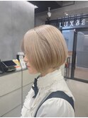 ハイトーンベージュ