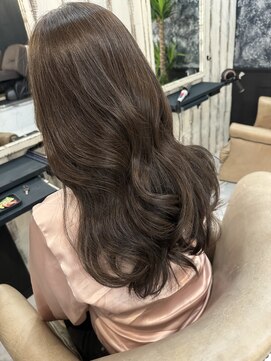 ニーゼロゼロナナ(2007) シナモンベージュ