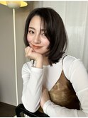 レイヤーカット顔まわりレイヤーくびれヘアミディアム