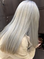 アース 静岡駅前店(HAIR&MAKE EARTH)&nbsp;White color