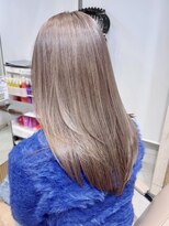 サンク 原宿 表参道(cinq)&nbsp;ヘーゼルベージュヘーゼルグレージュブリーチなしダブルカラー