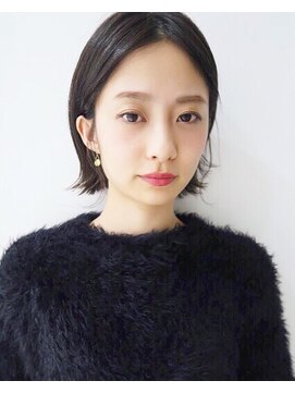 エノウ(enow) 耳にかけても可愛い!レイヤーボブ enow赤坂