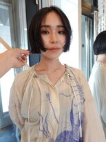 バディヘア ルーツ(BUDDY HAIR ROOTS)&nbsp;カジュアルモードな切りっぱなしボブ×顔周りレイヤー