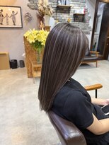 グラフ(Graph 'puppet)&nbsp;他店でのブリーチのムラ　ブリーチなしで修正