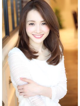 ビューイースト 亀戸 錦糸町(VIEW EAST) 亀戸・錦糸町・平井・新小岩・小岩の美容室ならi.Eastへ!