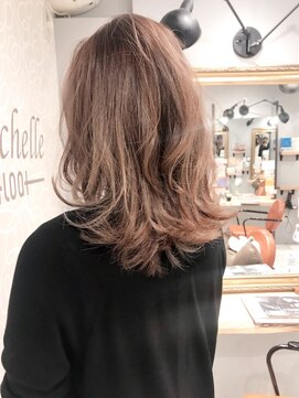 ミッシェル アフロート(michelle afloat) 20代30代40代50代小顔ひし形トップふんわりCカーブヘアスタイル