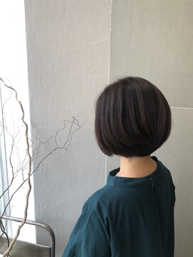 コル(coru) ショートボブ