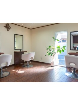 【駐車場完備/コロナウイルス予防対策実施中】少人数サロンだから人目を気にせず施術が可能◎