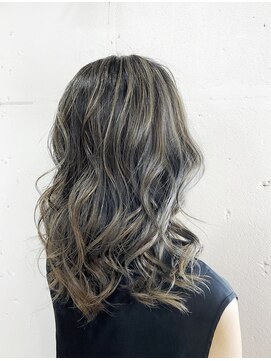 ヘアーワークス ヘルム 渋谷店(HAIR WORKS HELM) [HELM渋谷］ふんわりカールヘルシースタイルショコラアッシュ106