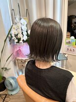 マカナ(makana)&nbsp;切りっぱなしボブ