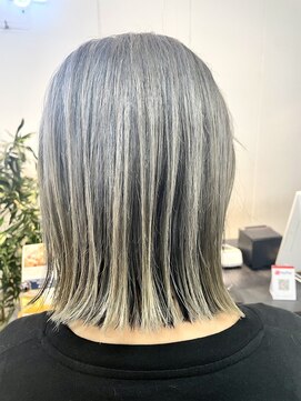 ナンバースリー 溝の口店(Number Three) アンブレラヘアー