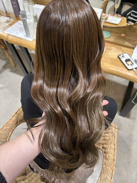 ココルアナ(coco luana) ブリーチ、ハイトーン、ケアブリーチ、韓国、前髪カット