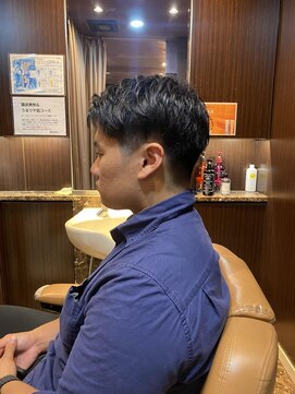 ヘアーモードキクチ 神田日銀通り店 神田ビジネススタイル