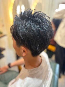 ルプス ヘアーアンドメイク(LUPUS HAIR&MAKE) 20代　30代　にオススメ♪　ビジネスマンに最適ショートカット。
