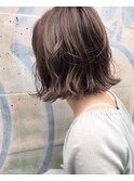 グレージュカラー
