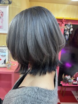 ピュア ナナ(Pure★NaNa) ウルフボブ×裾カラー