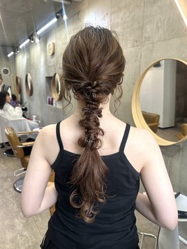 バド(bado) ヘアセット/お呼ばれヘア/パーティーヘア/カチモリヘア