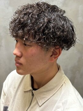 ディスイズバーバーサード(THIS IS BARBER 3rd) 波巻きパーマ ツーブロック マッシュ ツイストスパイラル