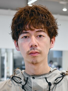 バイフィフス 原宿/表参道(by fifth) 緩めニュアンスパーマフェザーパーマメンズセンターパートウルフ