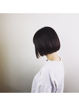 リッカ(lycka) 平行ボブ