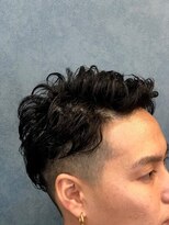 ボヌール ヘアーワークス(Bonheur hair works)&nbsp;ブリティッシュパーマ×ハイフェード×黒髪
