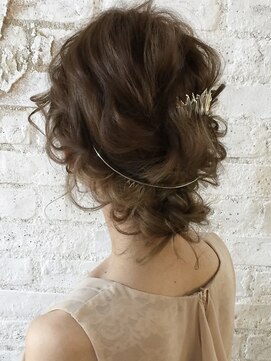 グロウ 上野御徒町(grow) 夏のヘアアレンジ/フォギーベージュ/大人かわいい[上野/御徒町]