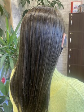 ジェービーヘア 稲毛(jb hair) 赤みを抑えたオリーブベージュスーパーハイライトで艶髪【稲毛】