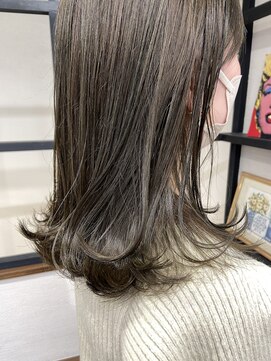 インビテーション(invitation) 柔らかオリーブベージュ・イルミナカラー・アプリエカラー