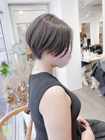 ミラ 新宿(MILA)&nbsp;ナチュラル/マニッシュショート/透明感グレージュ/前下がりボブ
